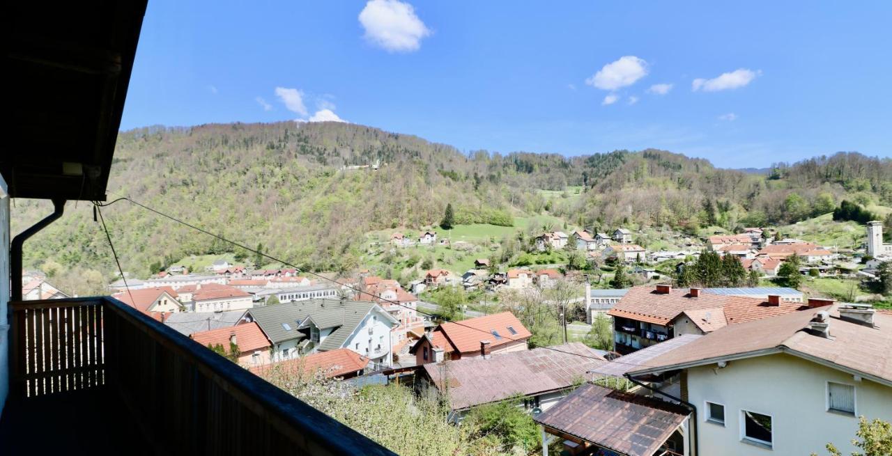 Bergmannhaus Villa Zagorje ob Savi Exterior foto