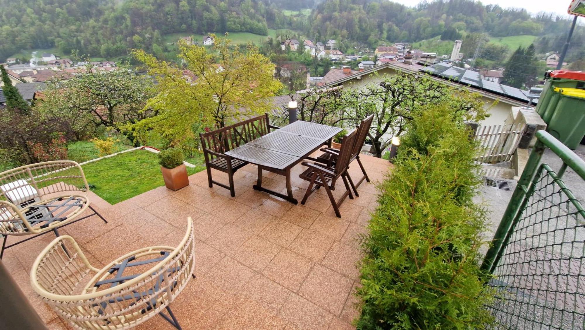 Bergmannhaus Villa Zagorje ob Savi Exterior foto